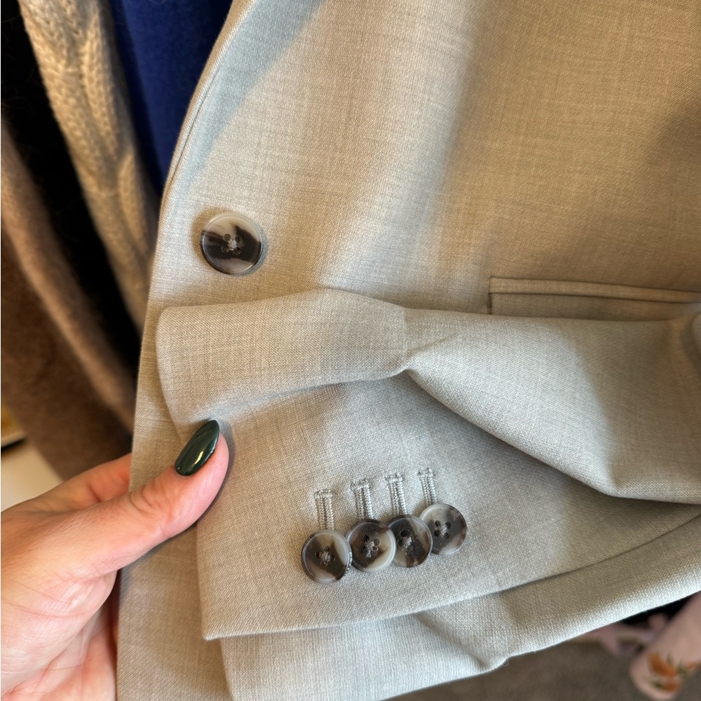 Aritzia blazer and pants Light grey - Picture 6 of 16